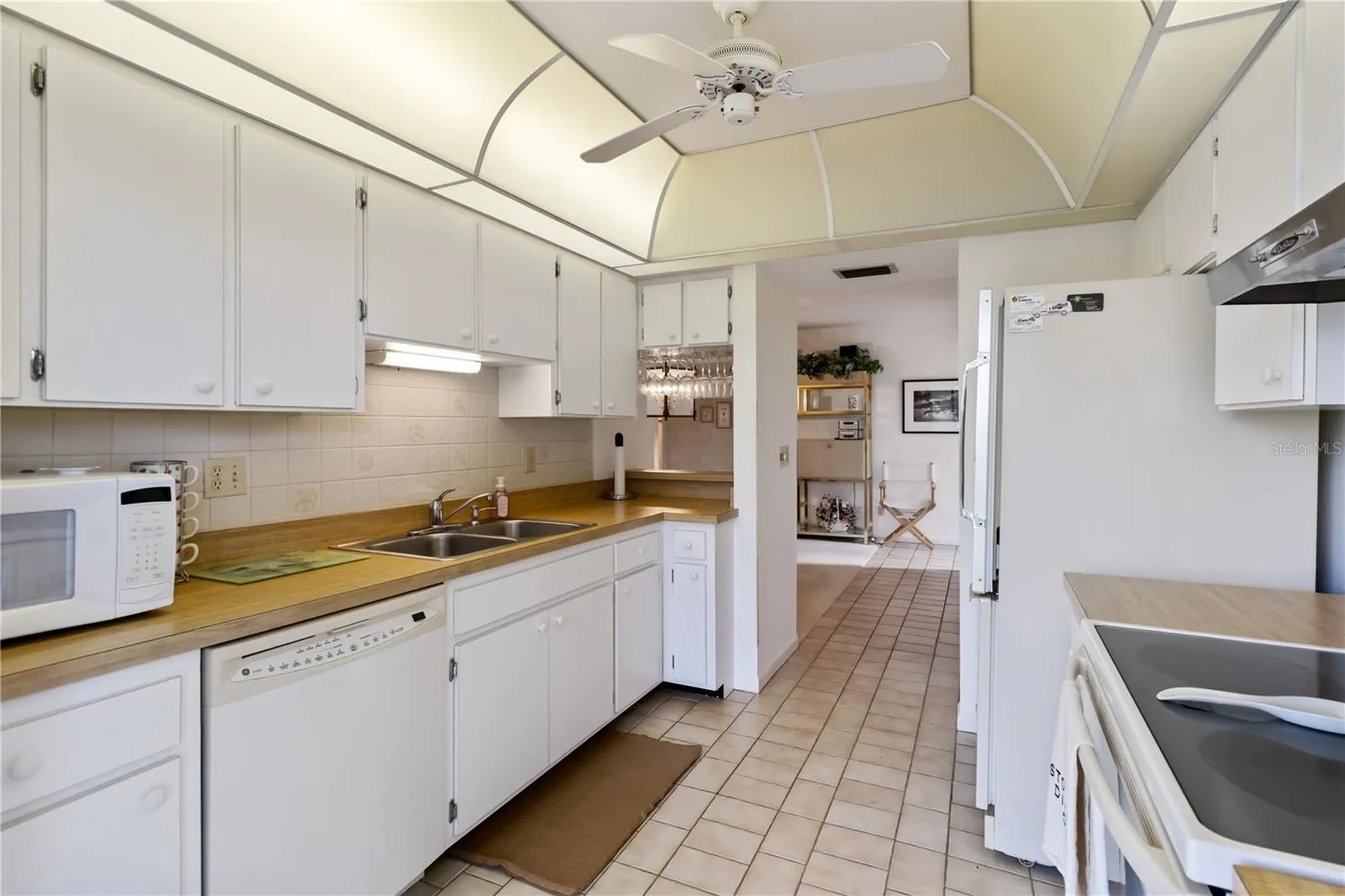 914 BIRD BAY WAY #220, #220
