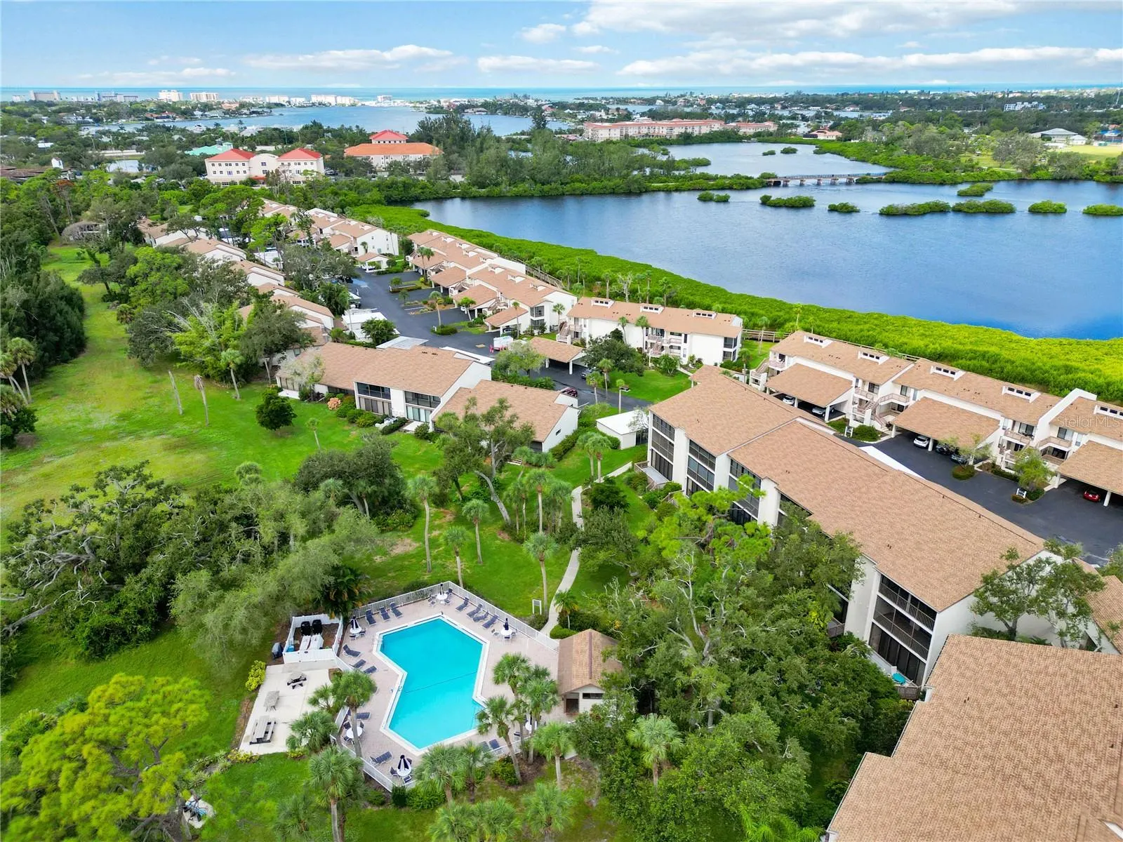 914 BIRD BAY WAY #220, #220