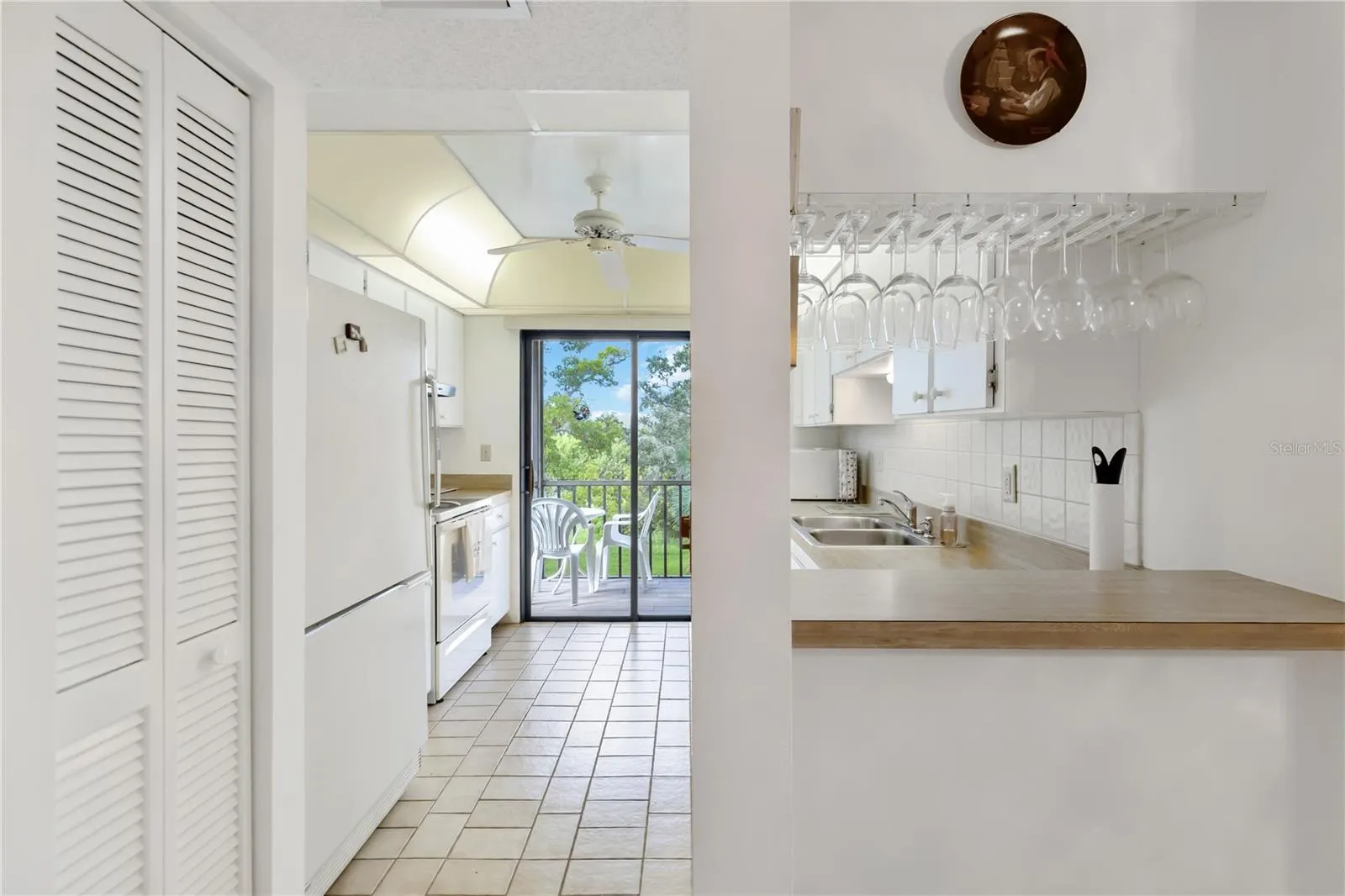 914 BIRD BAY WAY #220, #220