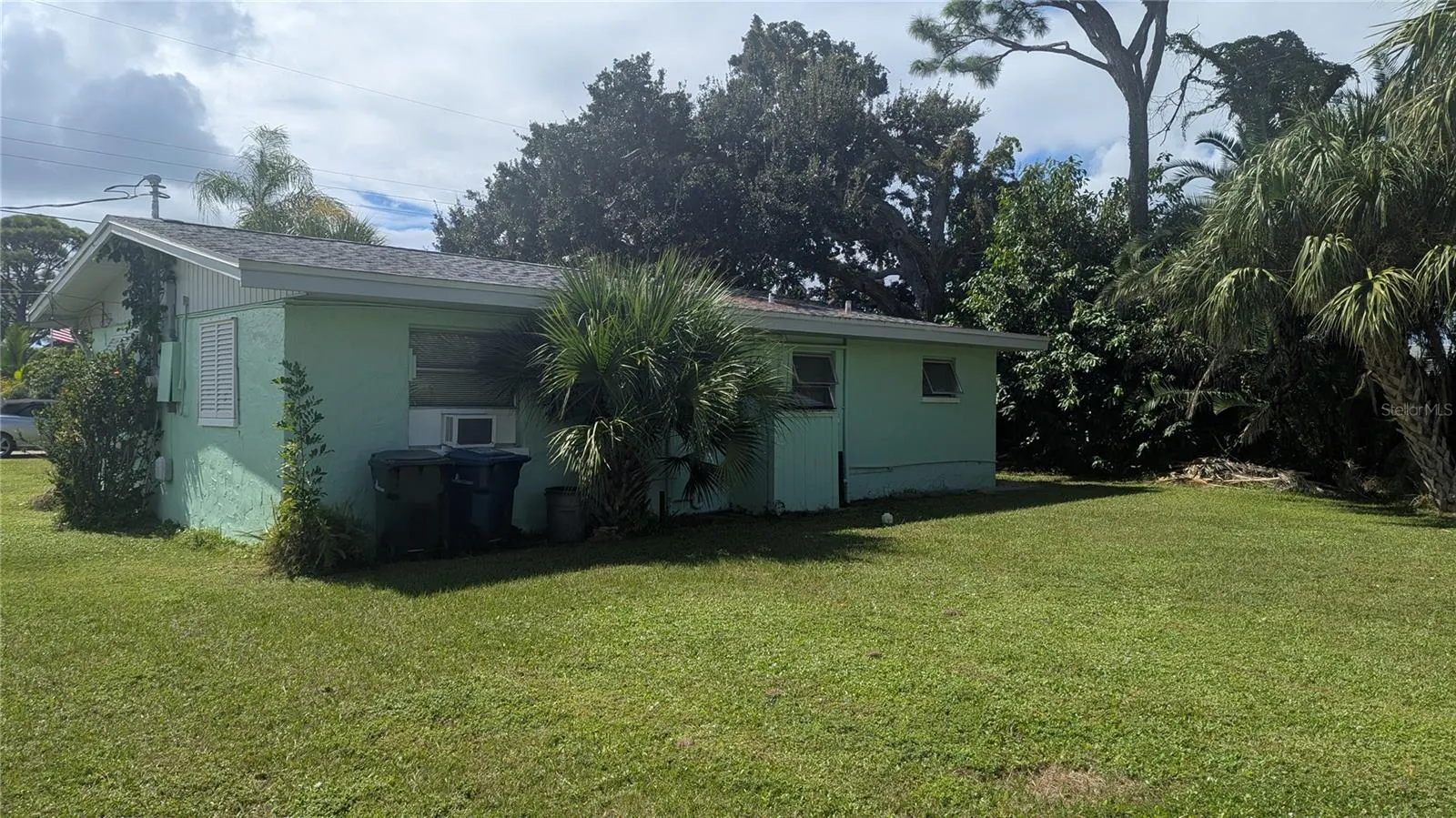 150 W FRAY ST