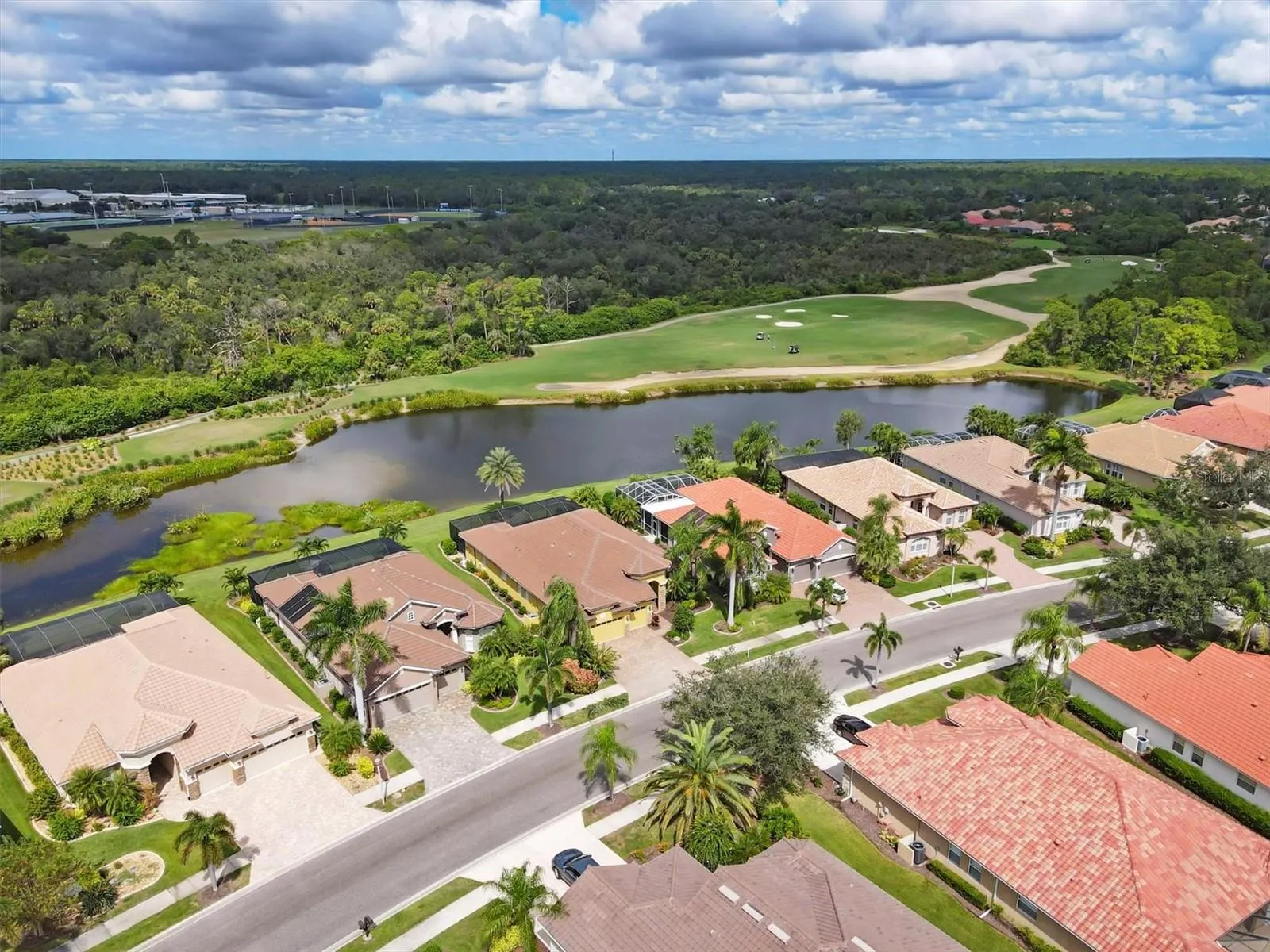 1051 CREEK NINE DR