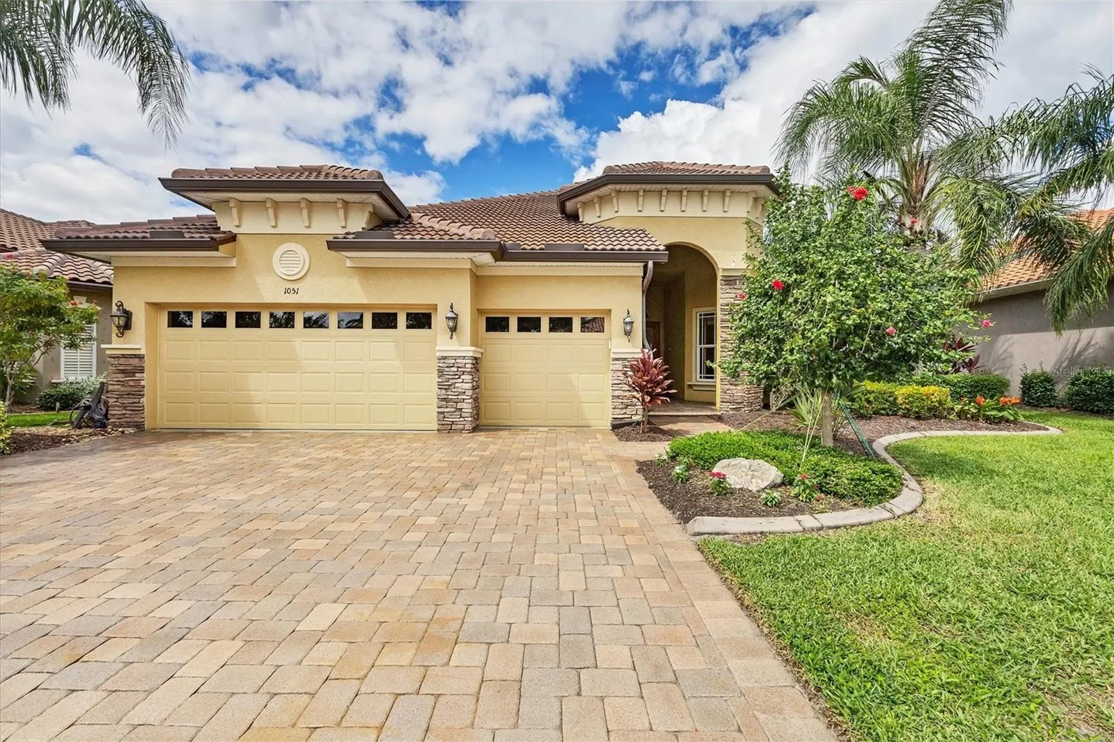 1051 CREEK NINE DR