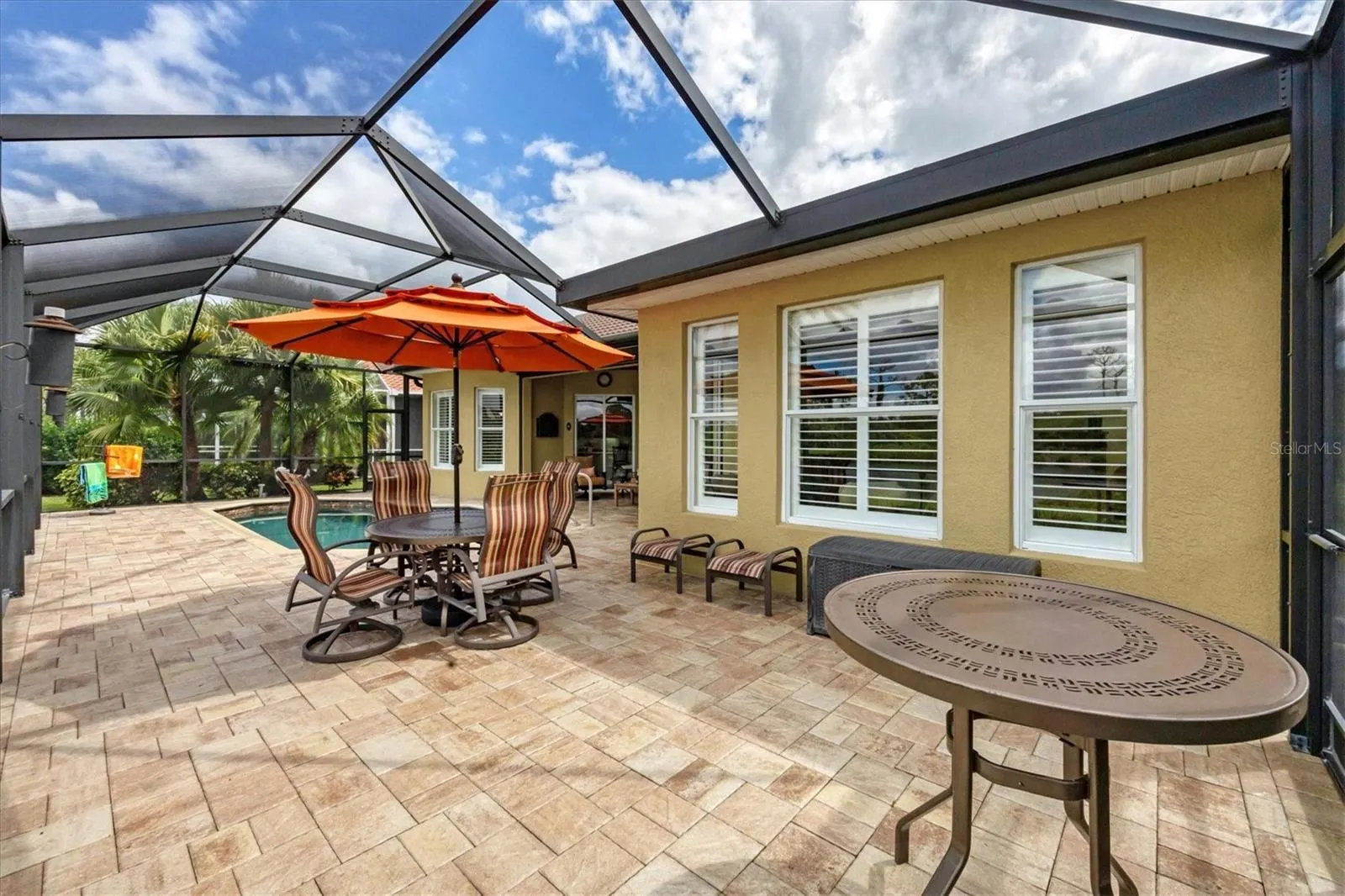 1051 CREEK NINE DR