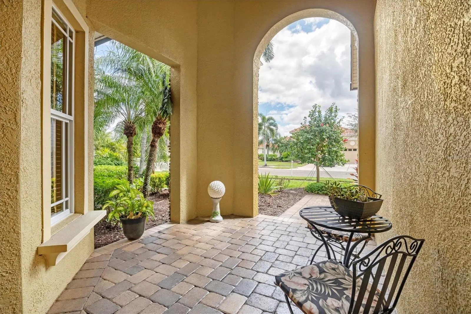1051 CREEK NINE DR