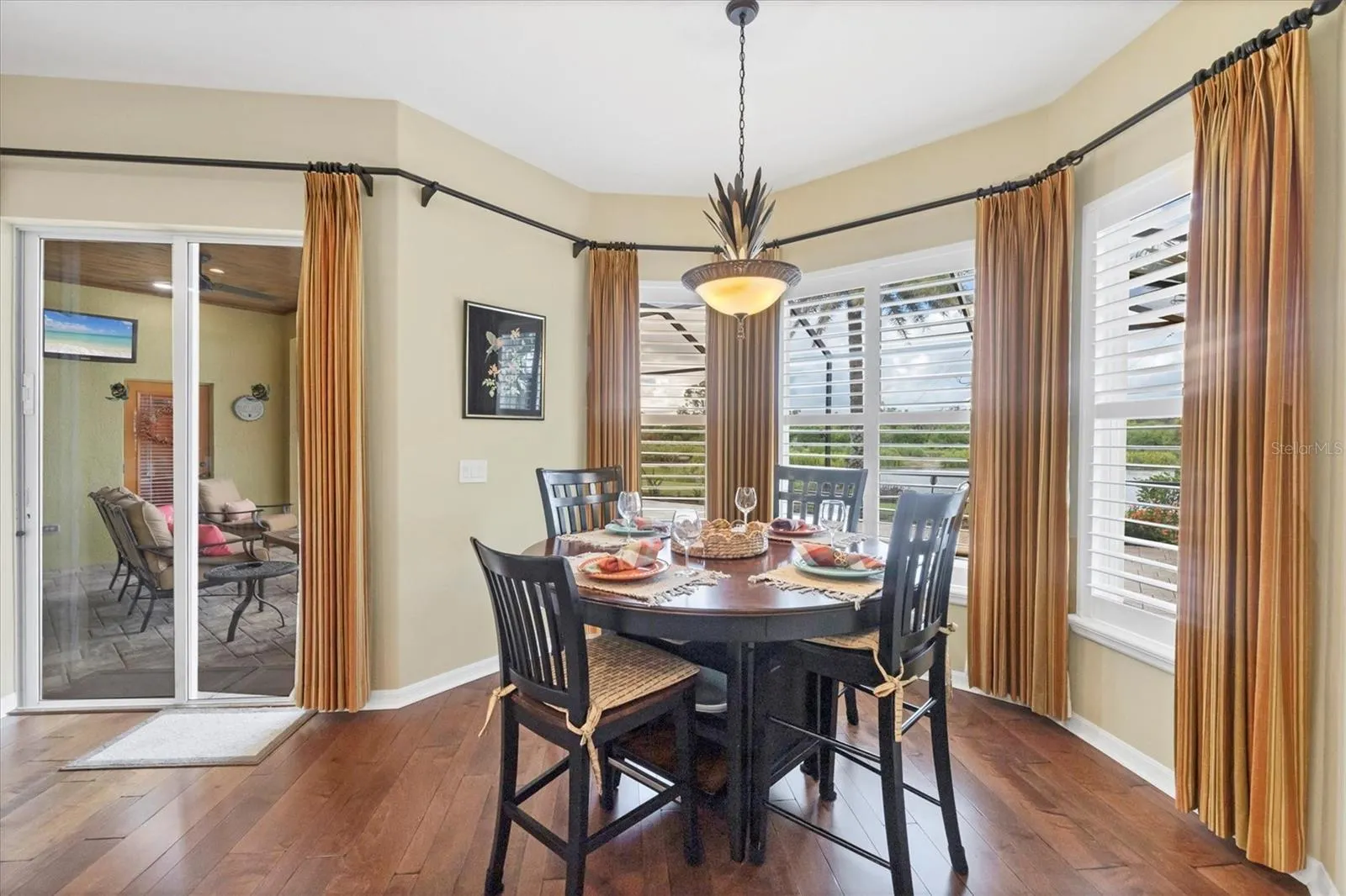 1051 CREEK NINE DR