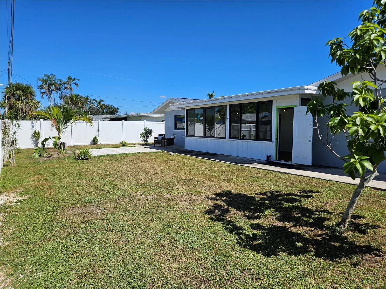 1500 GLENDALE RD