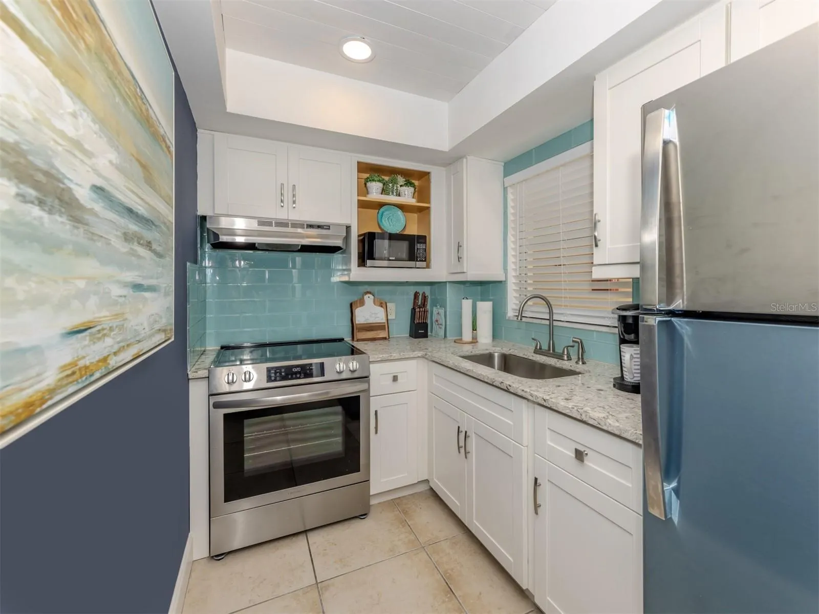 1150 TARPON CENTER DR #608 (6-H), #608 (6-H)
