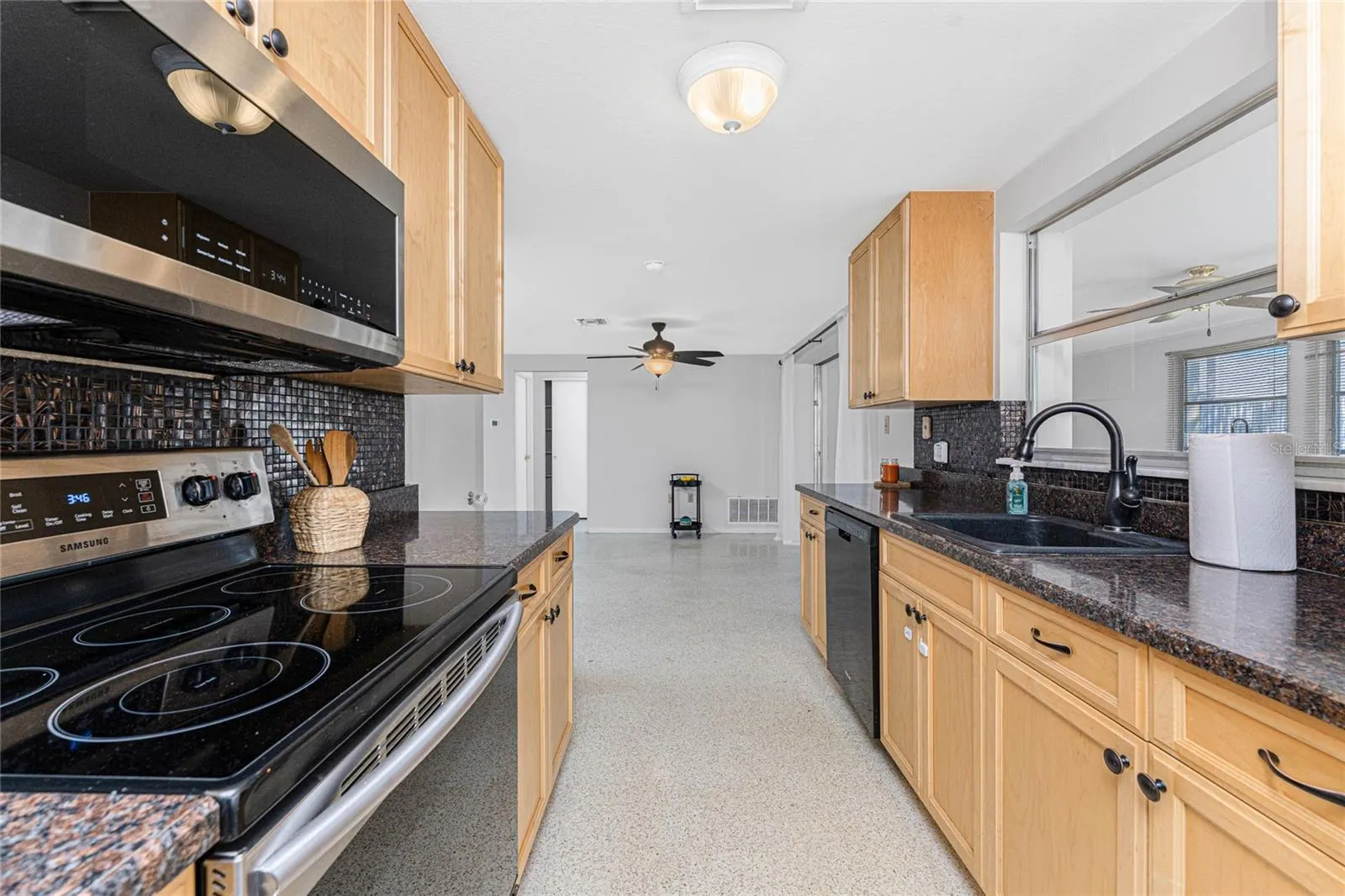 3565 STERLING RD