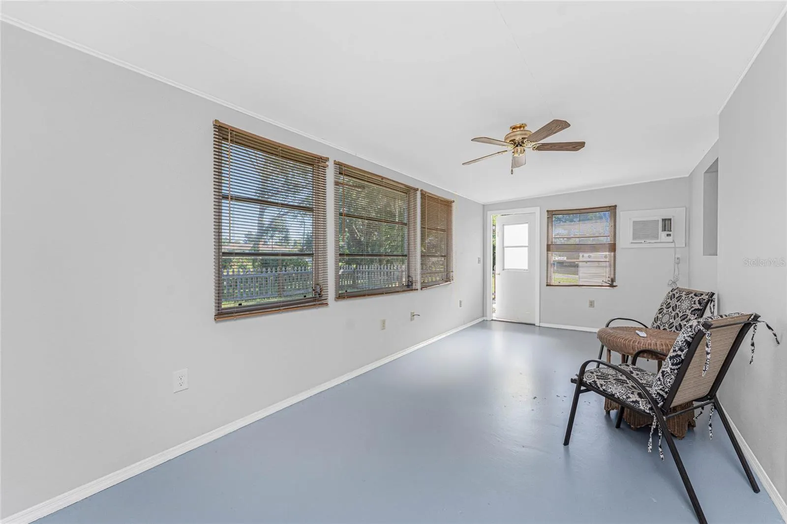 3565 STERLING RD