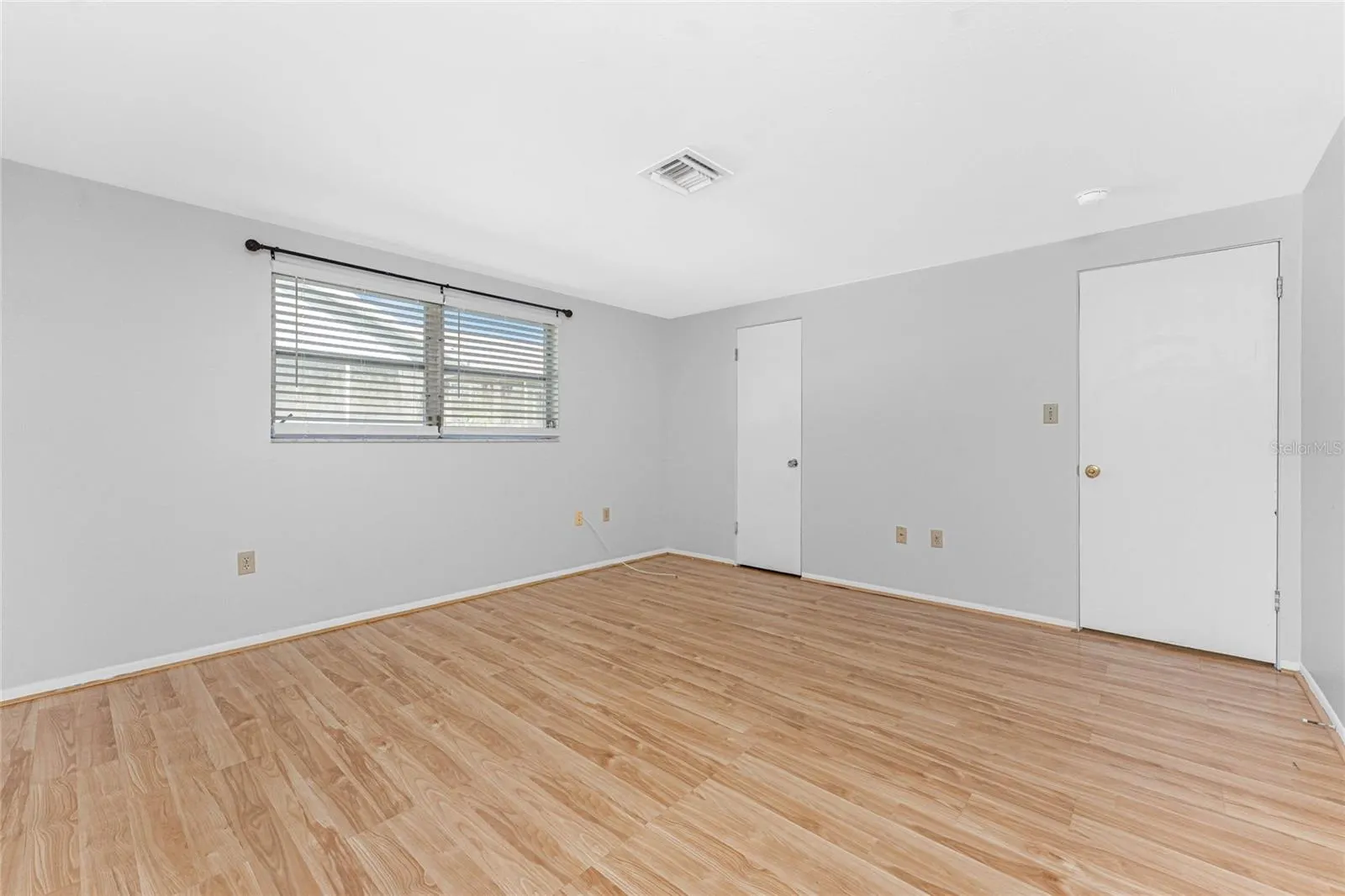 3565 STERLING RD