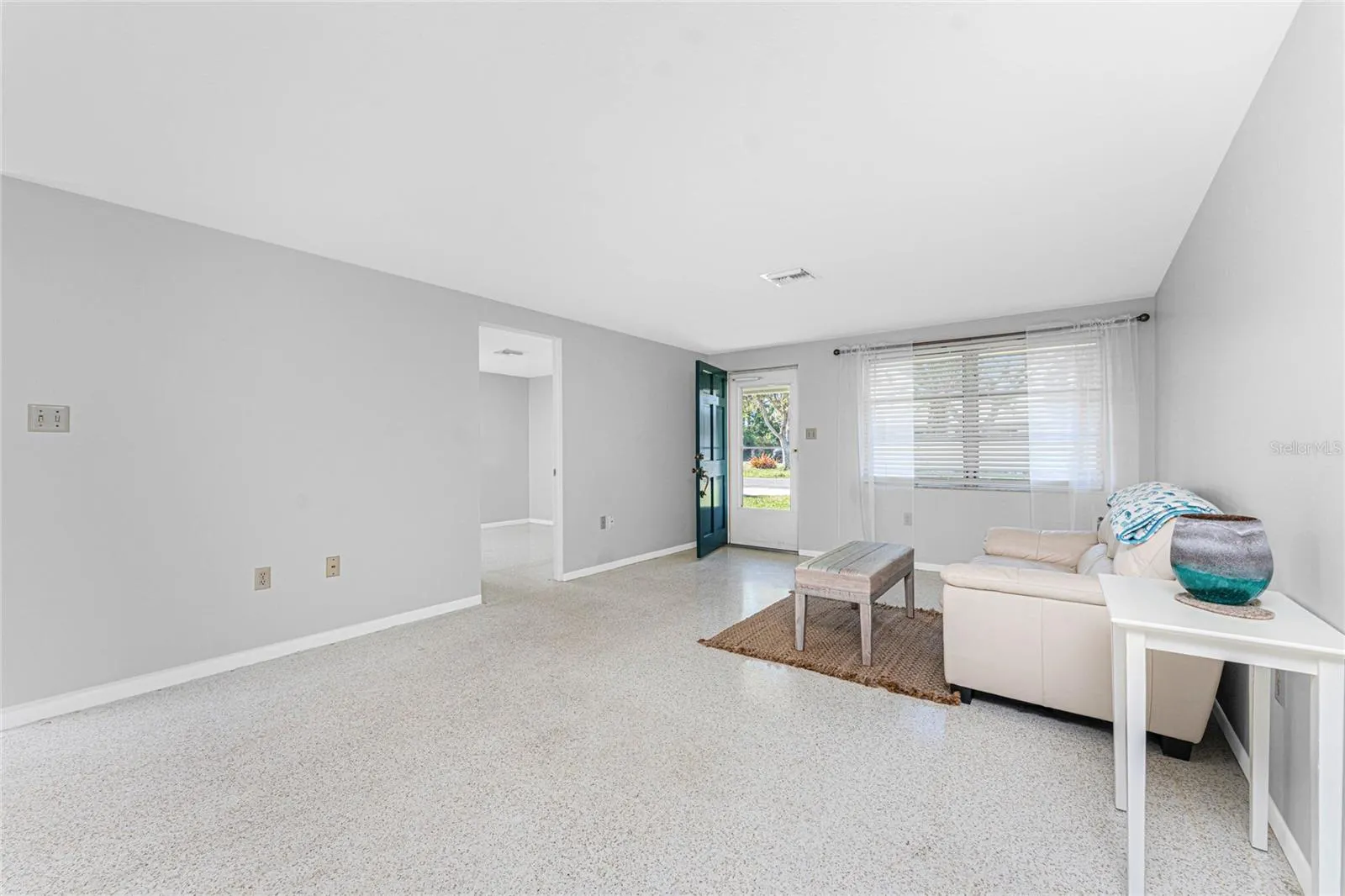 3565 STERLING RD