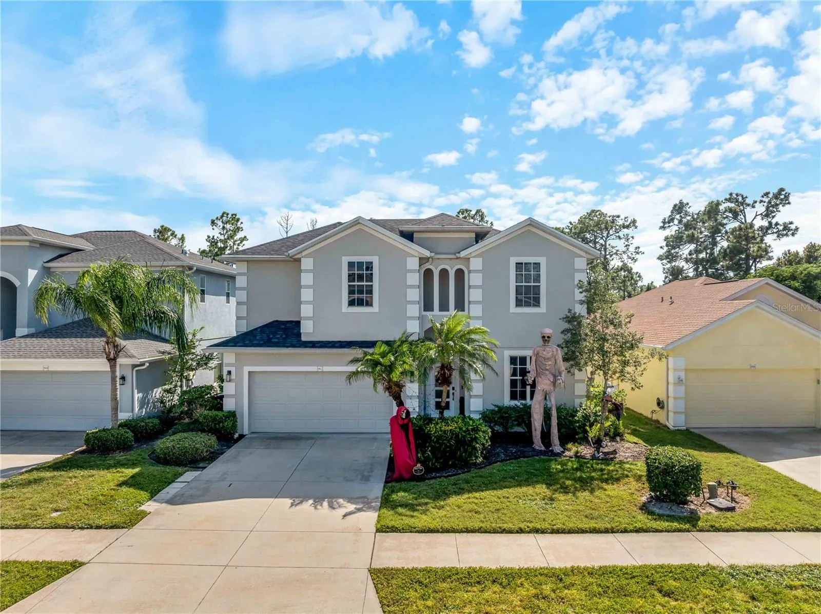1812 SCARLETT AVE
