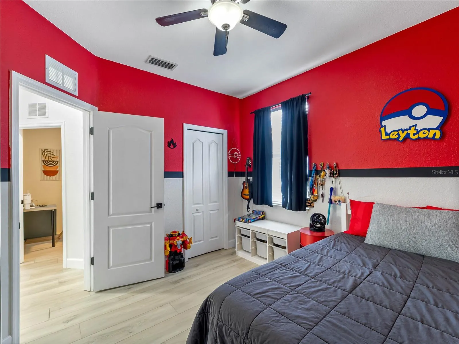 1812 SCARLETT AVE