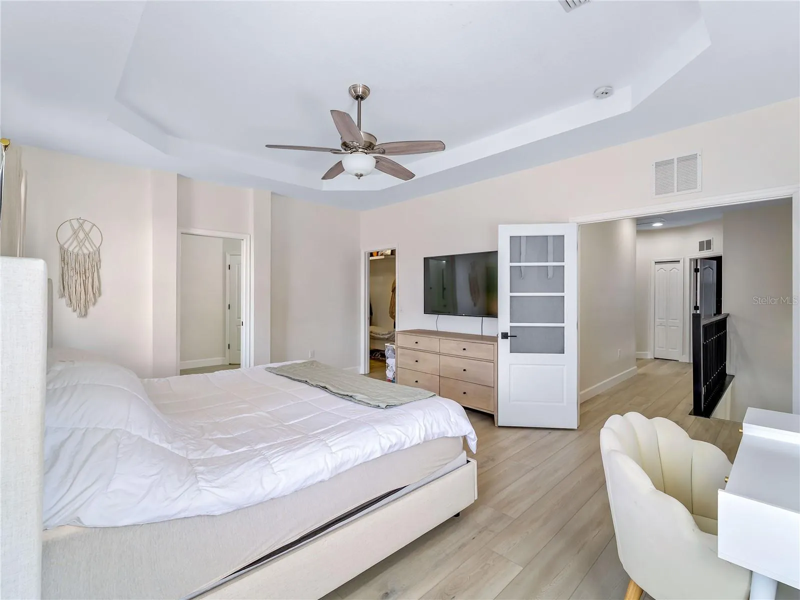 1812 SCARLETT AVE