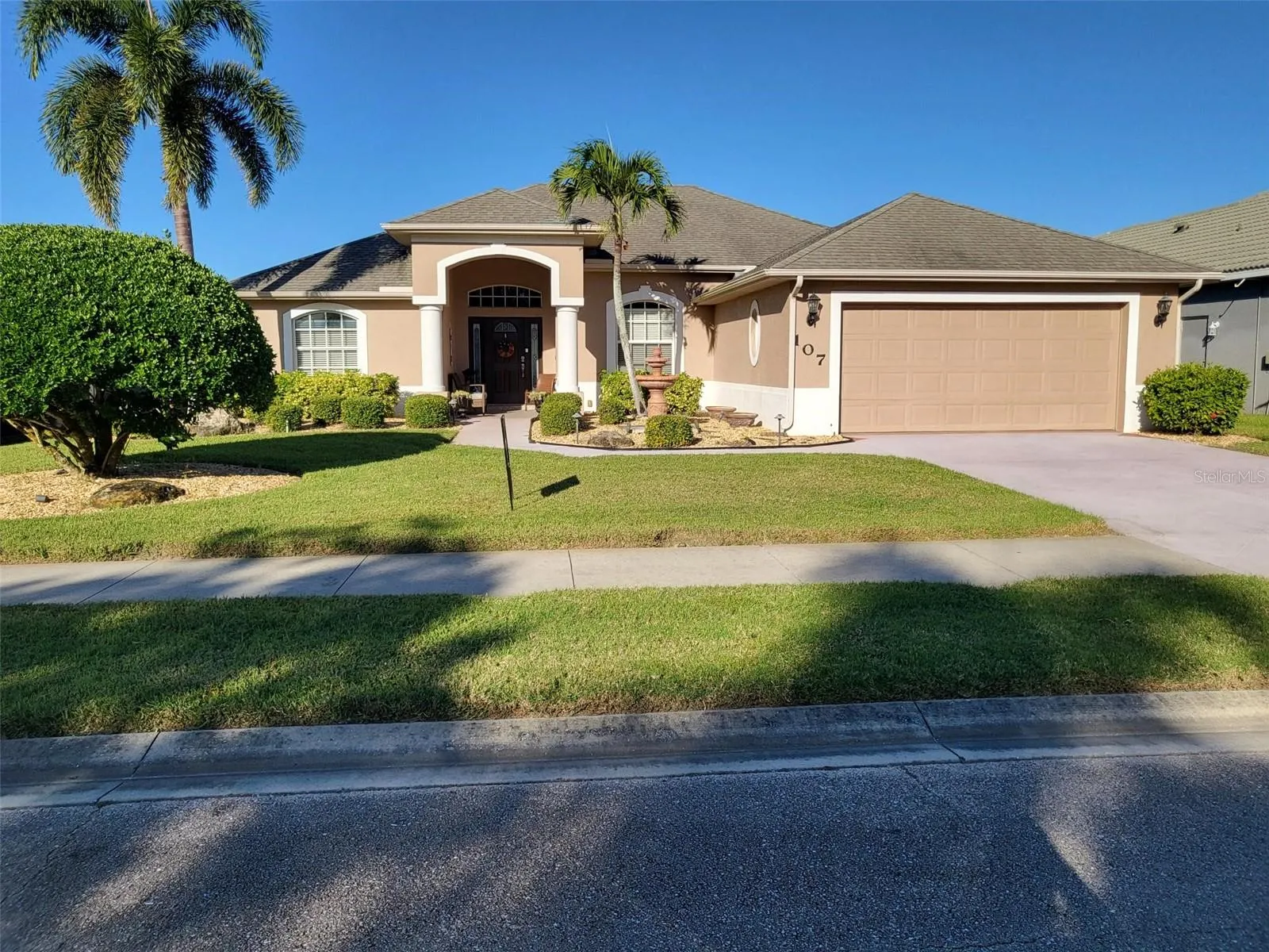 107 WADING BIRD DR