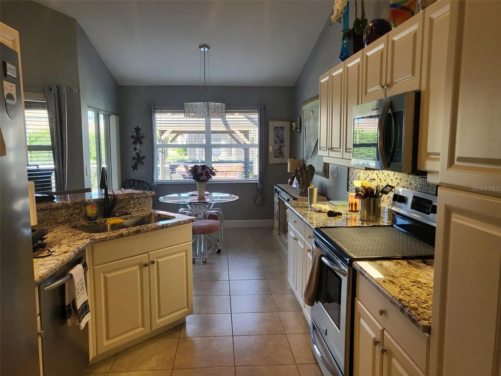 107 WADING BIRD DR