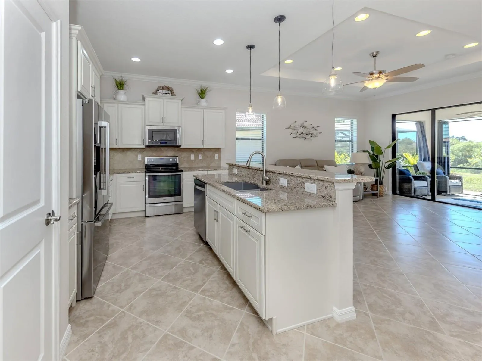 10489 CROOKED CREEK DR
