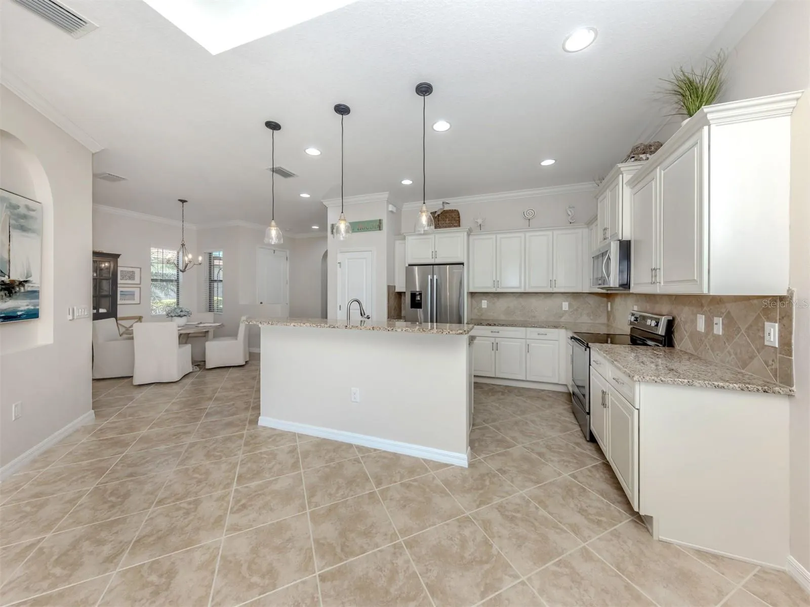 10489 CROOKED CREEK DR