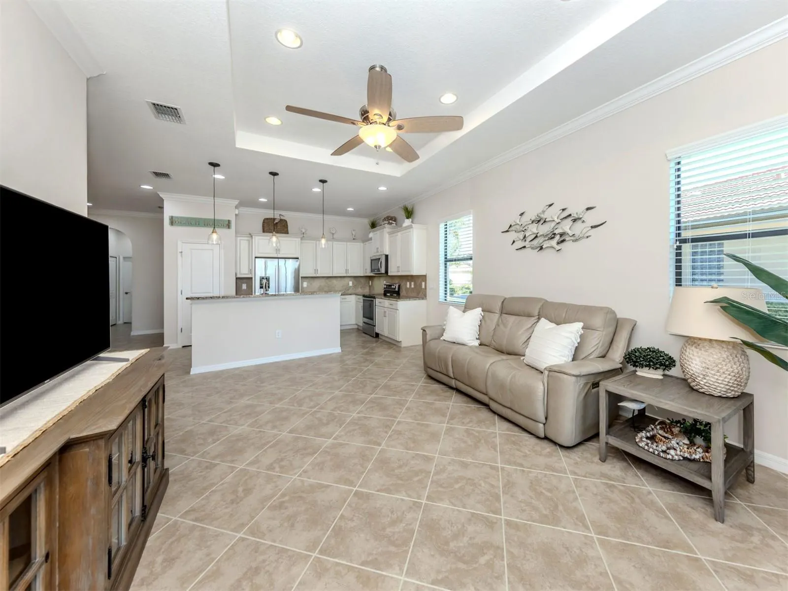 10489 CROOKED CREEK DR