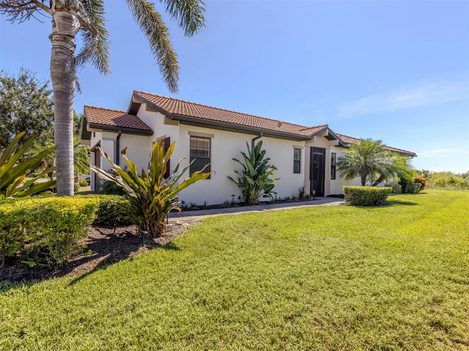 10489 CROOKED CREEK DR