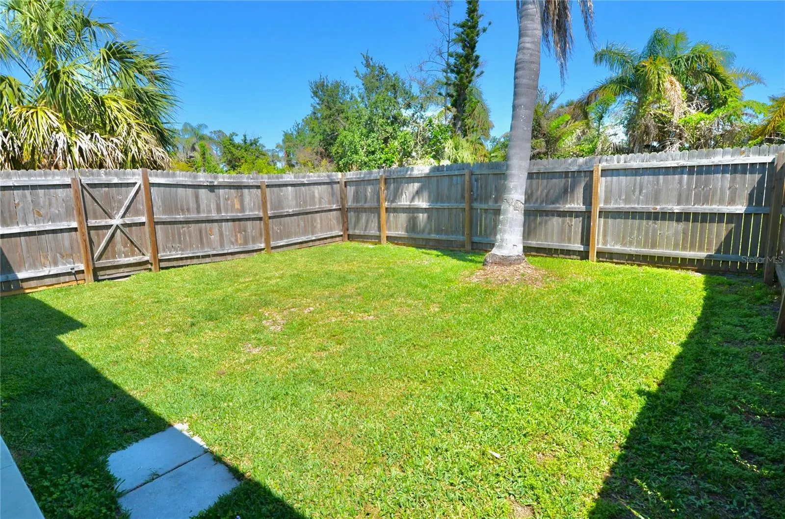 411 PAMETO RD #A, #A
