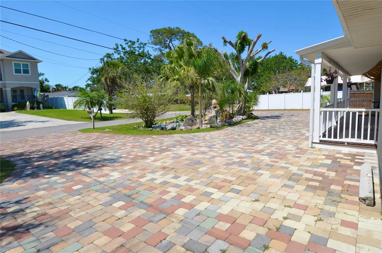 411 PAMETO RD #A, #A
