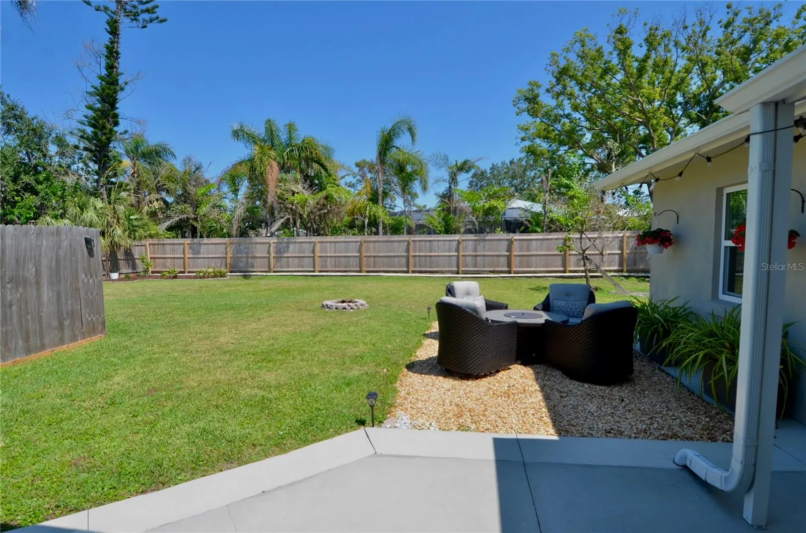 411 PAMETO RD #A, #A