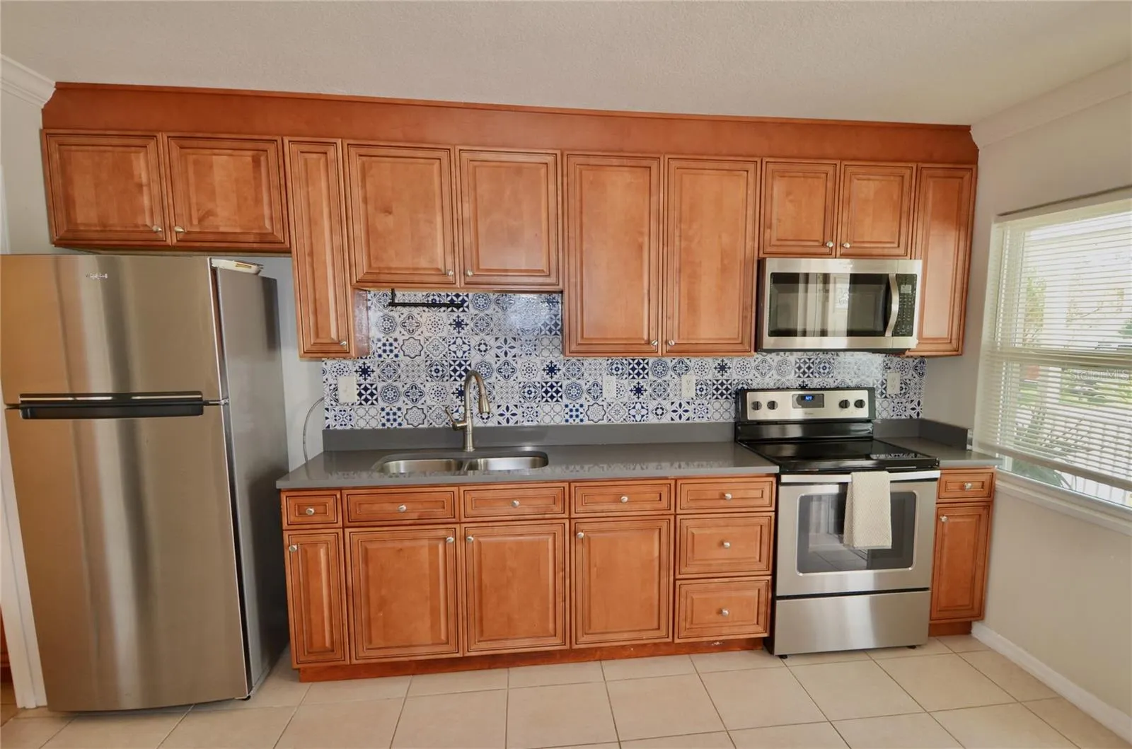 411 PAMETO RD #A, #A
