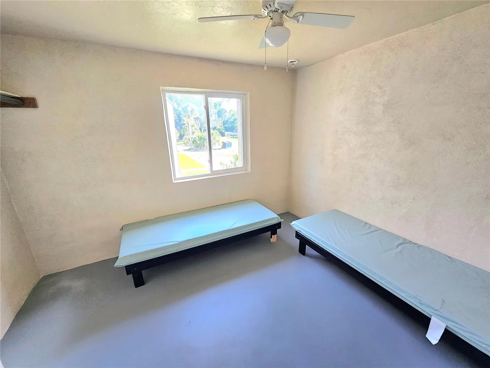 111 JORDAN AVE