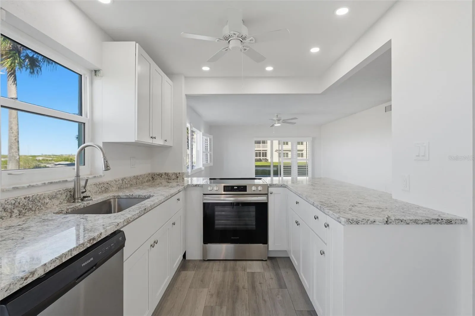 1150 TARPON CENTER DR #101, 1-A #101, 1-A