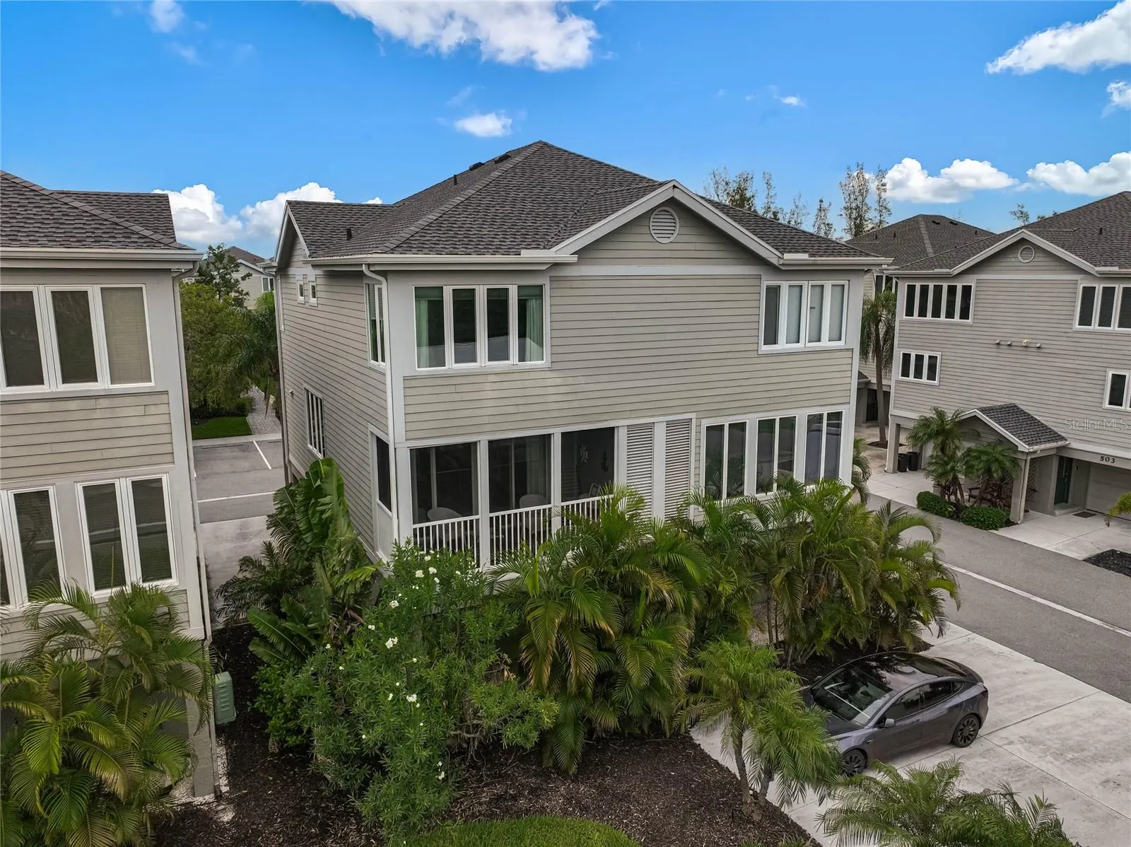 508 FOREST WAY