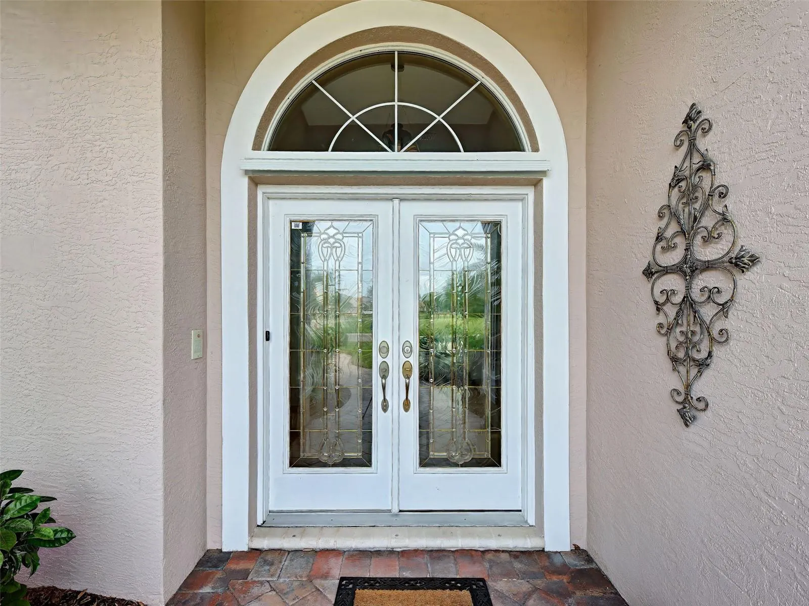692 EGRET WALK LN