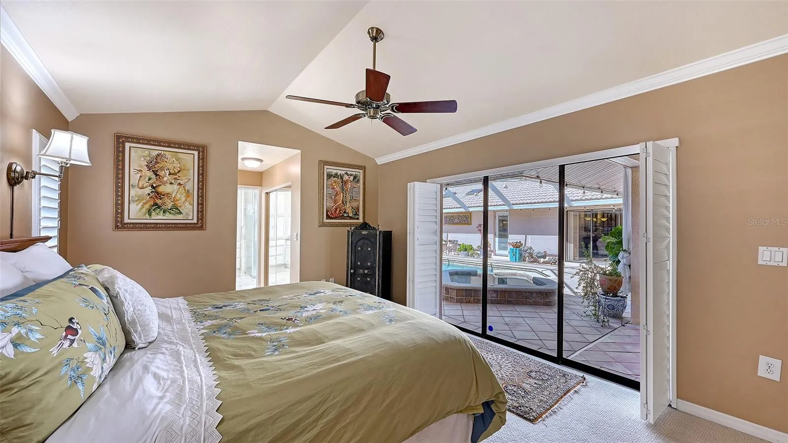 1109 DELACROIX CIR