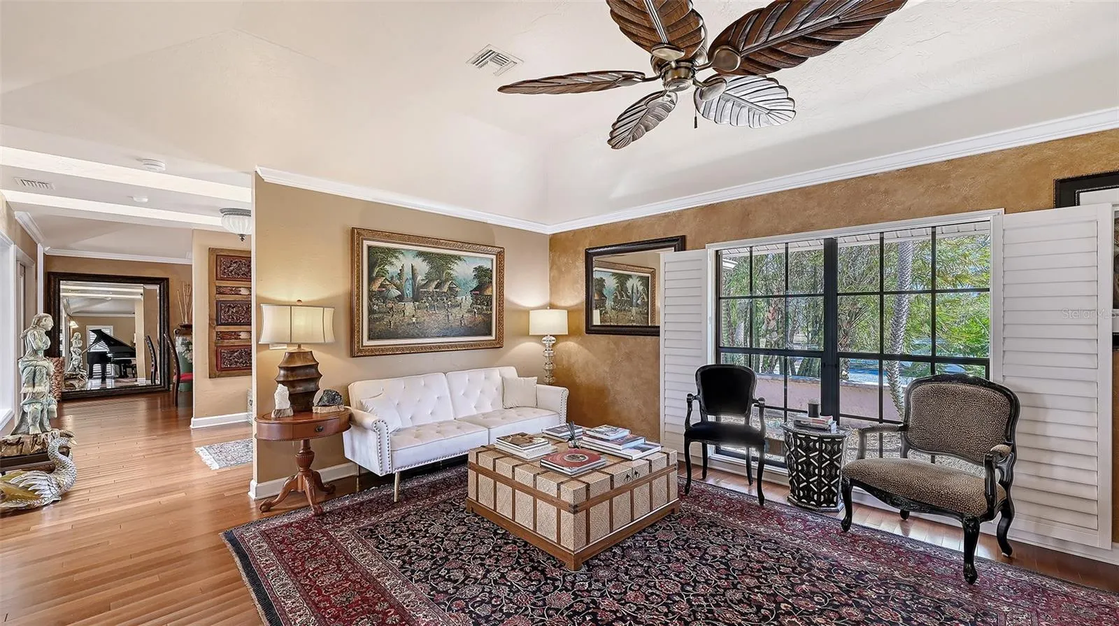 1109 DELACROIX CIR