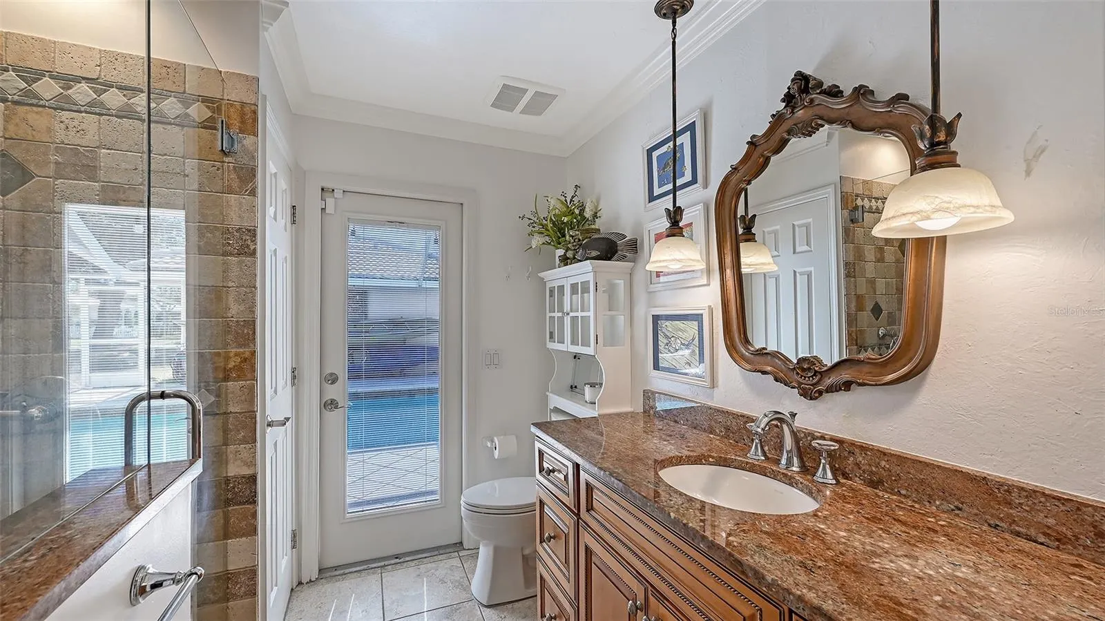 1109 DELACROIX CIR