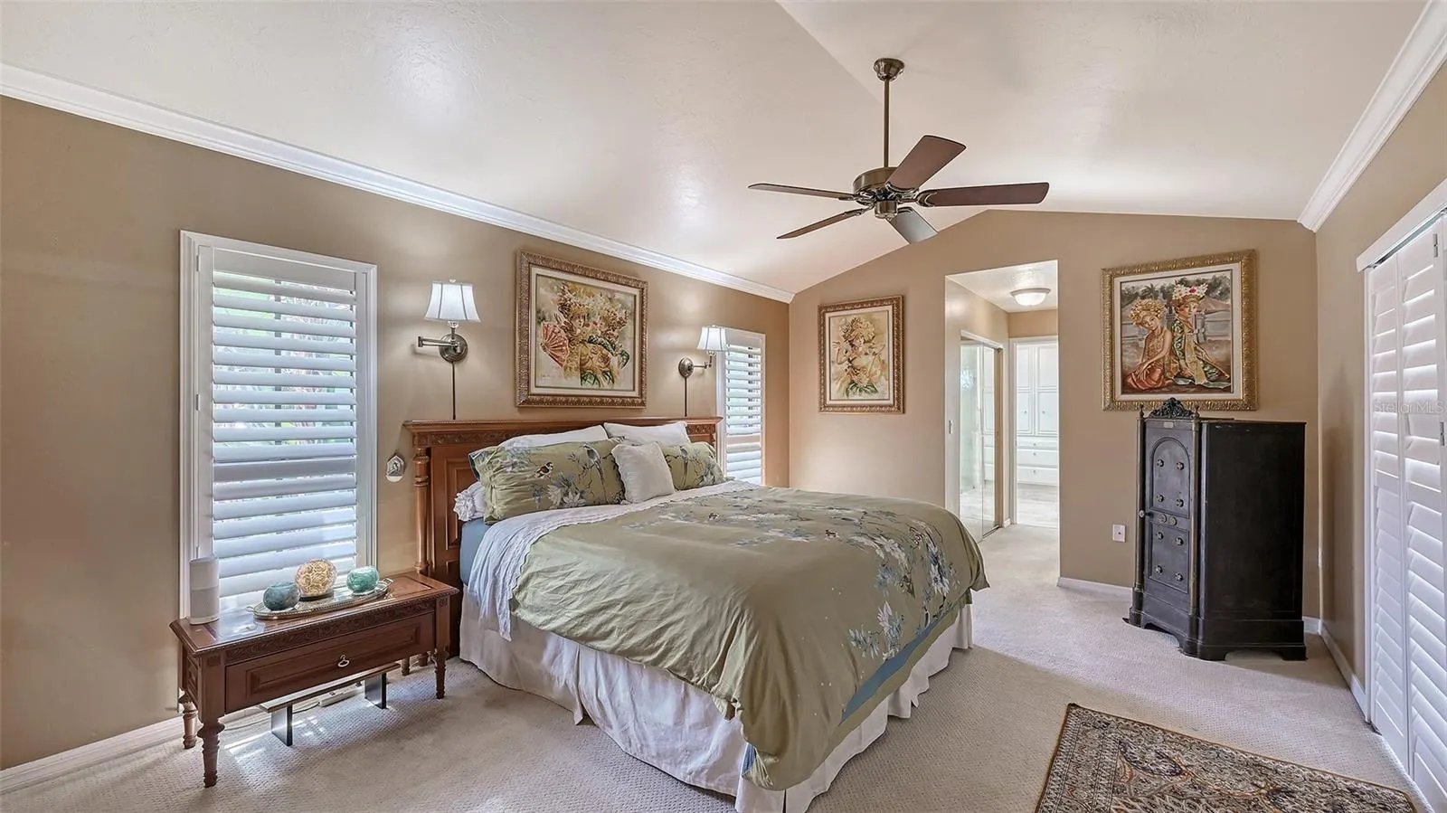 1109 DELACROIX CIR