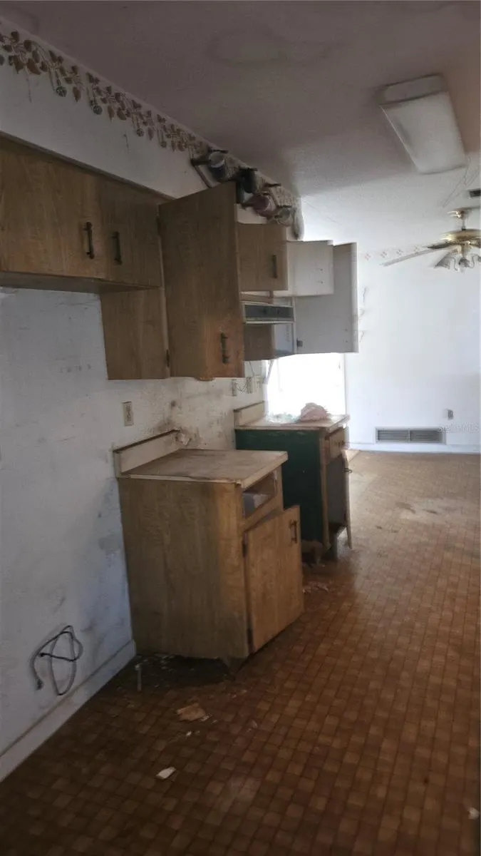 220 MOUNT PLEASANT RD
