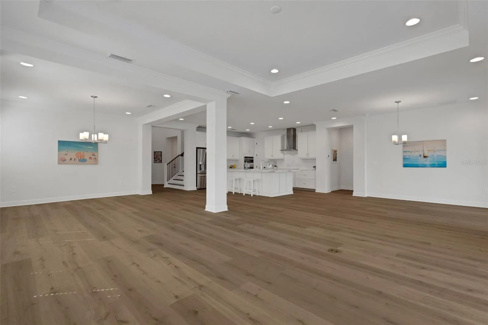 1669 LUGANO CIR
