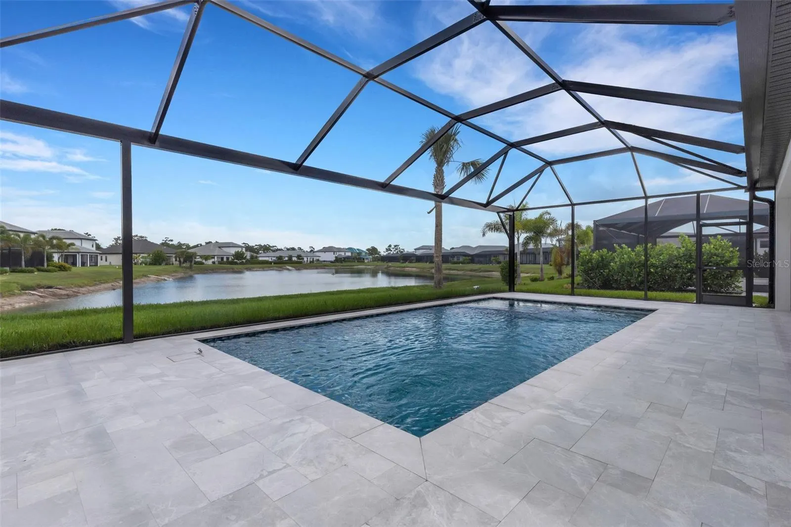 1669 LUGANO CIR