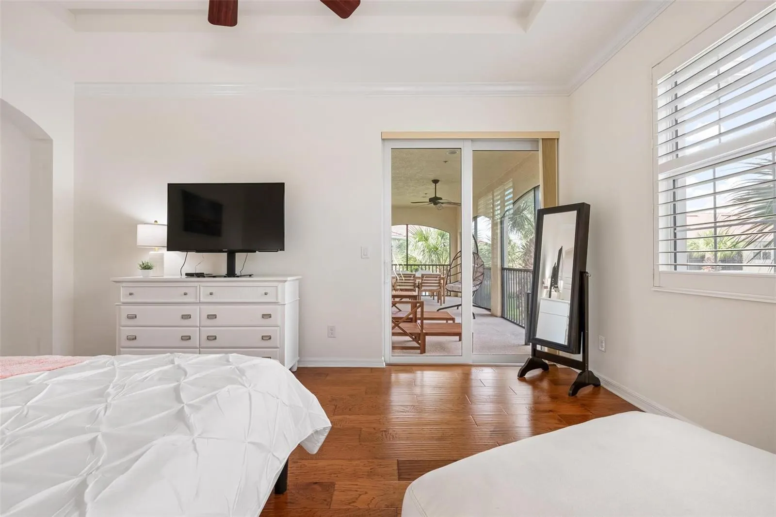 137 BELLA VISTA TER #33C #33C