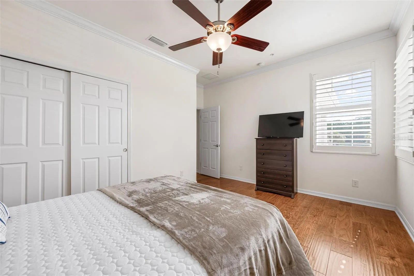 137 BELLA VISTA TER #33C #33C