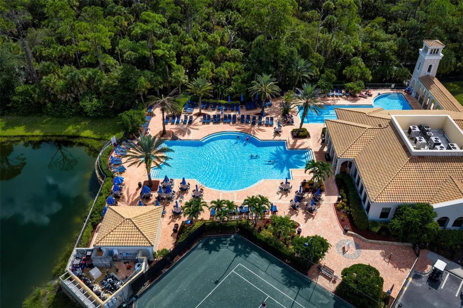 137 BELLA VISTA TER #33C #33C