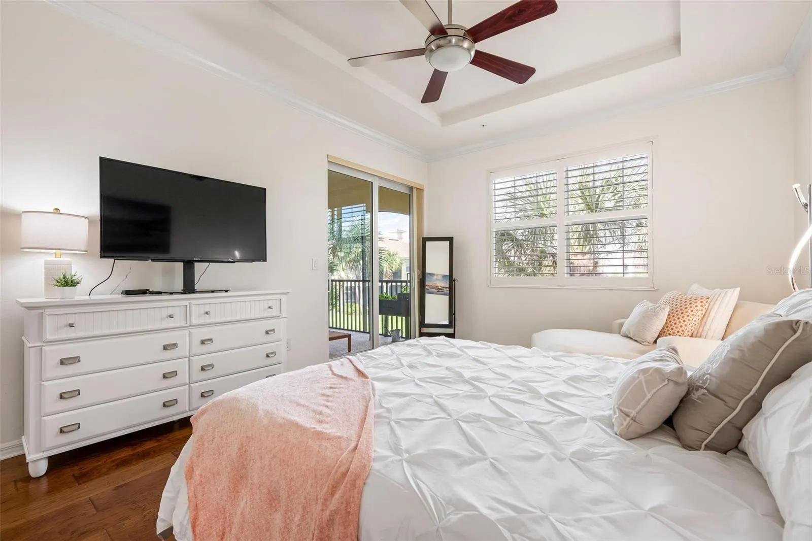 137 BELLA VISTA TER #33C #33C