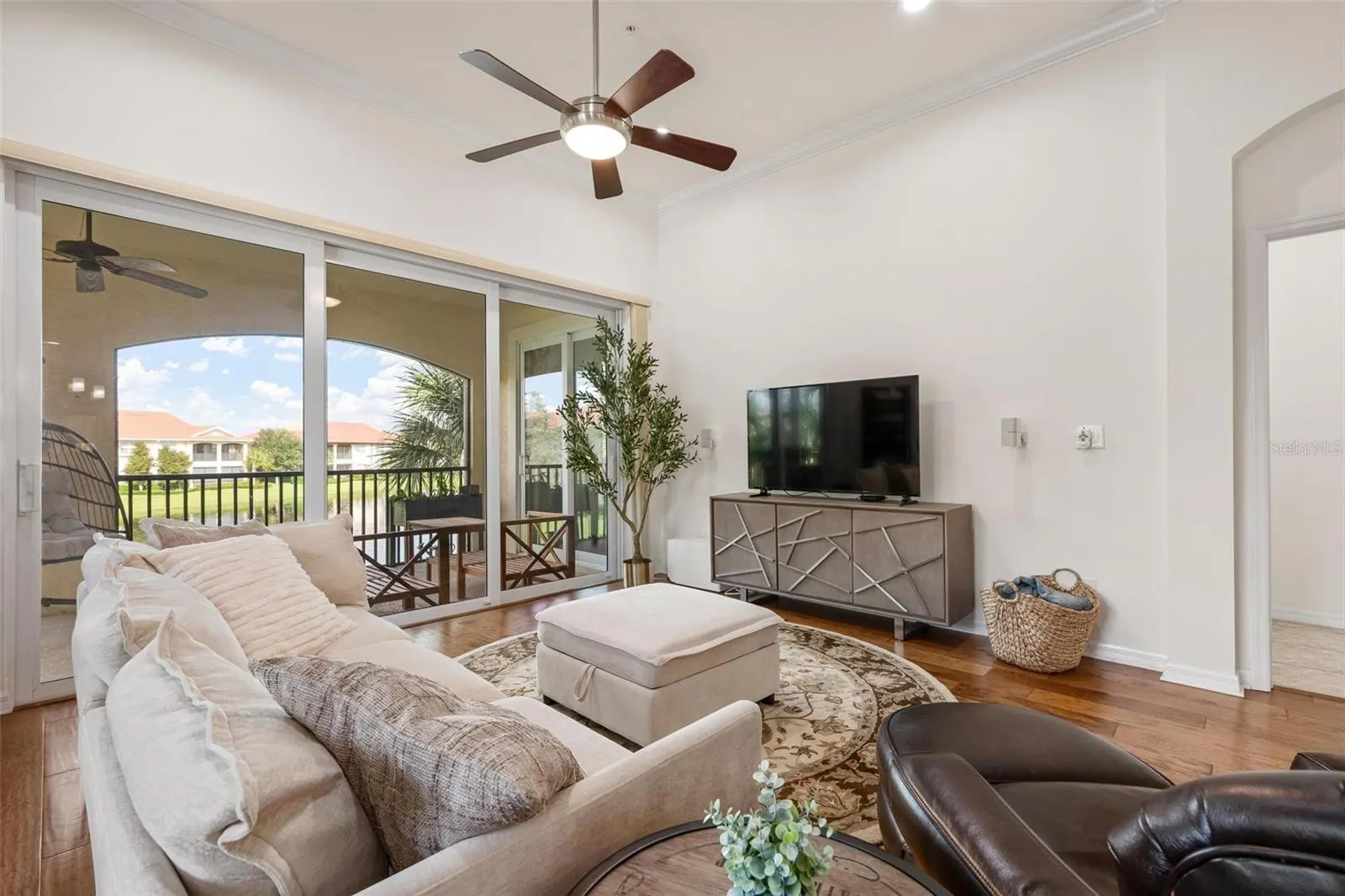 137 BELLA VISTA TER #33C #33C