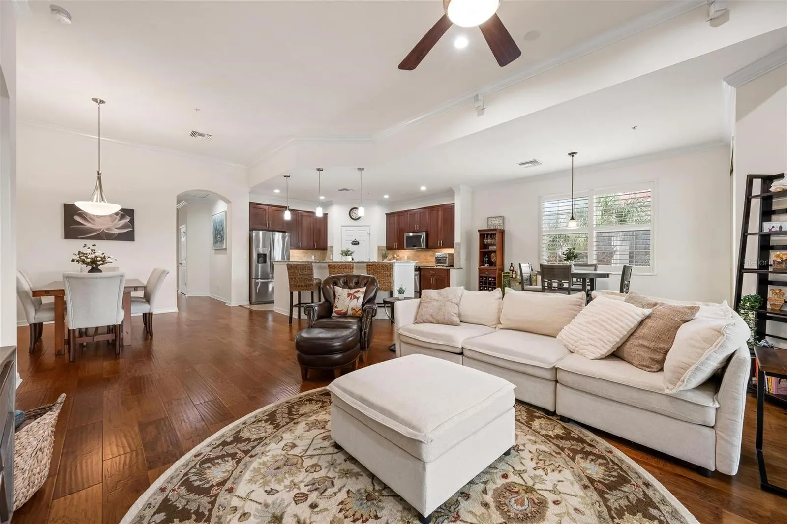 137 BELLA VISTA TER #33C #33C