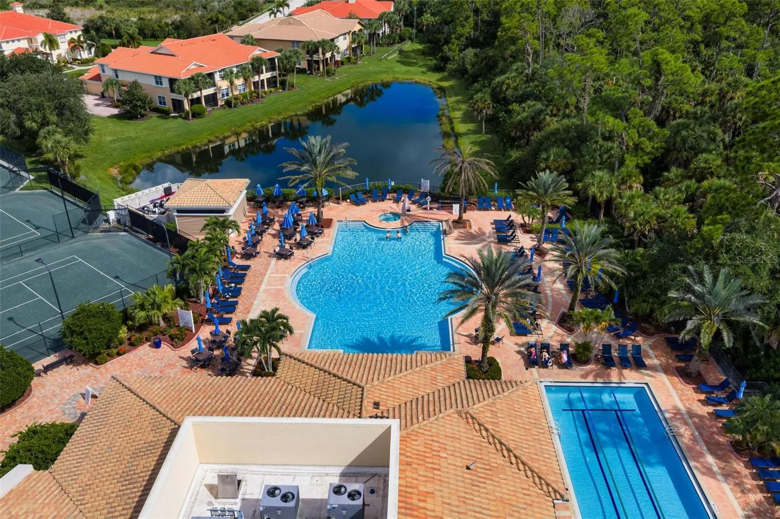 137 BELLA VISTA TER #33C #33C