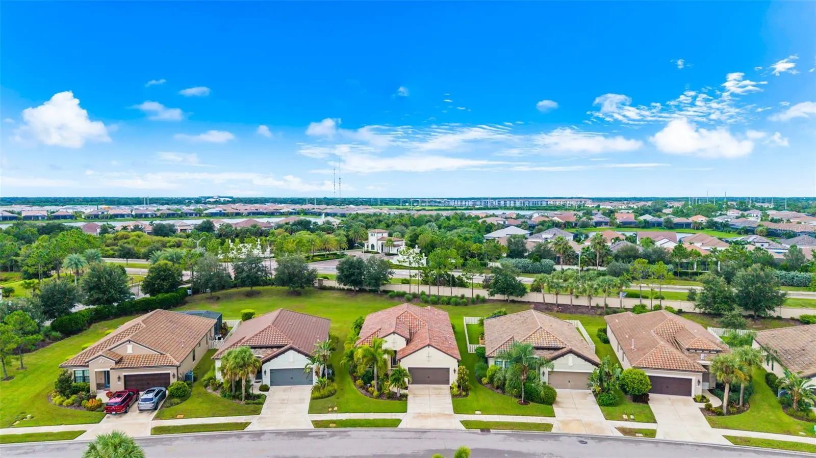 208 CAPRIANA CT