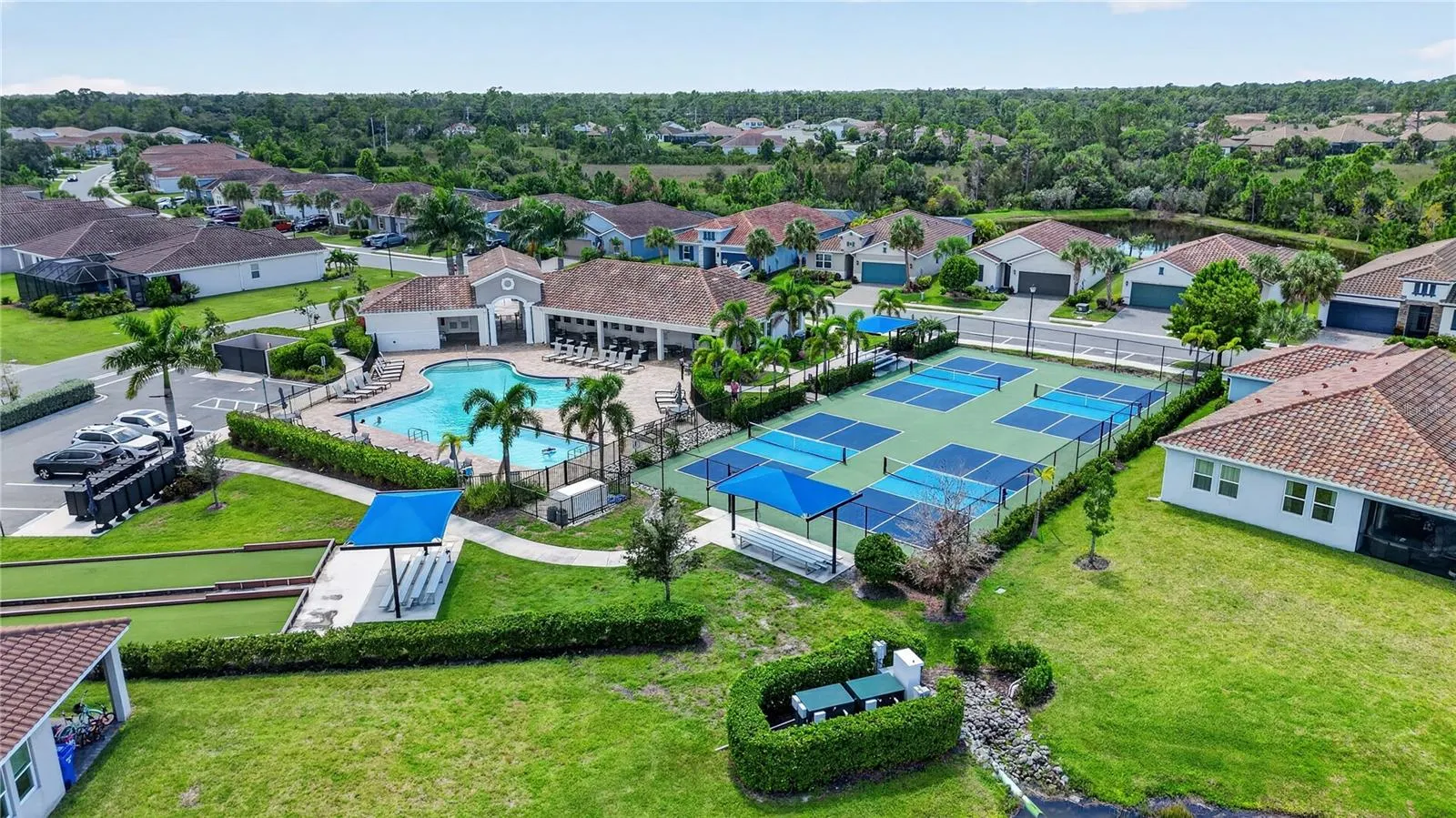 257 DAYLILY BLVD