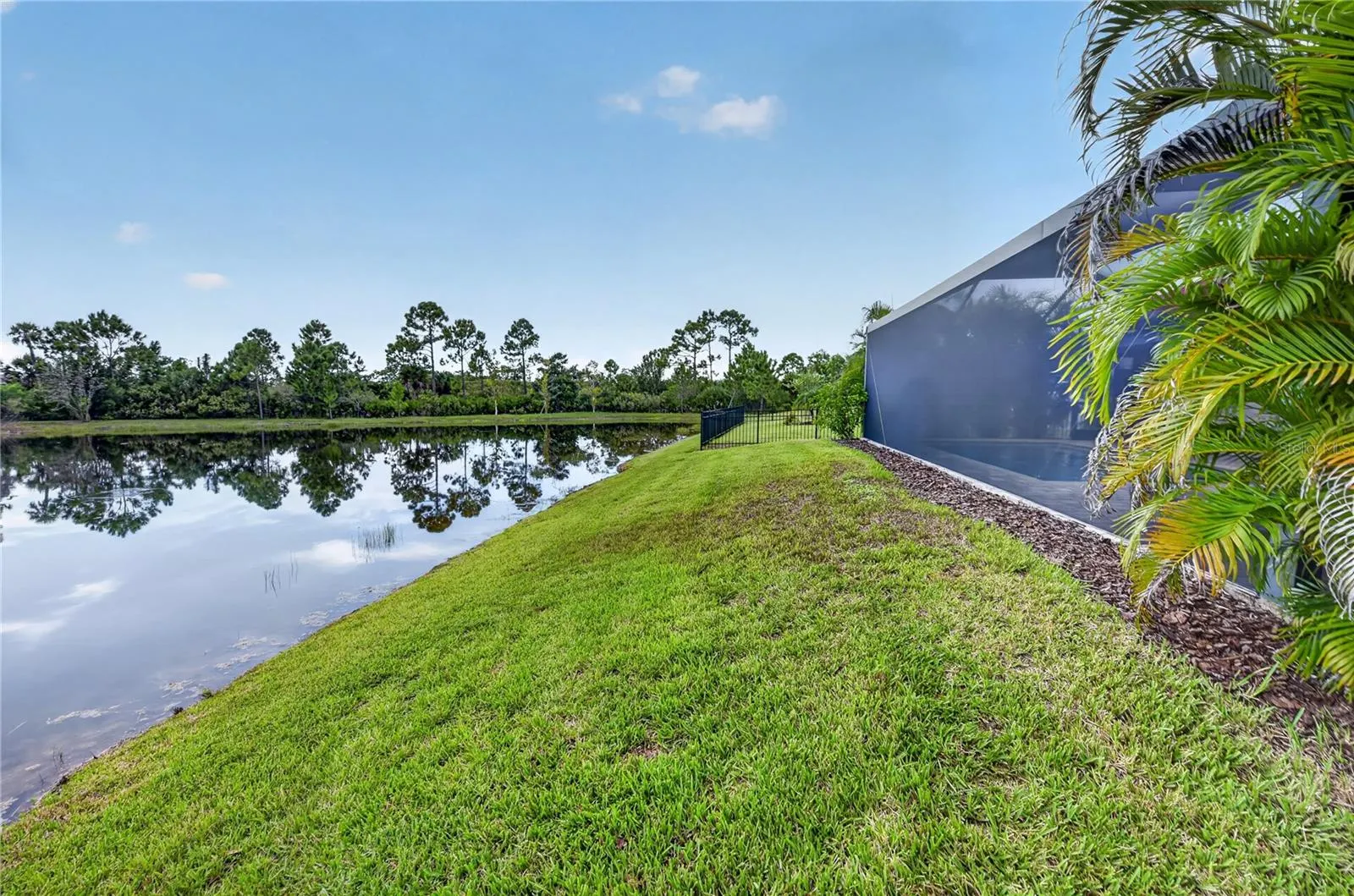 257 DAYLILY BLVD
