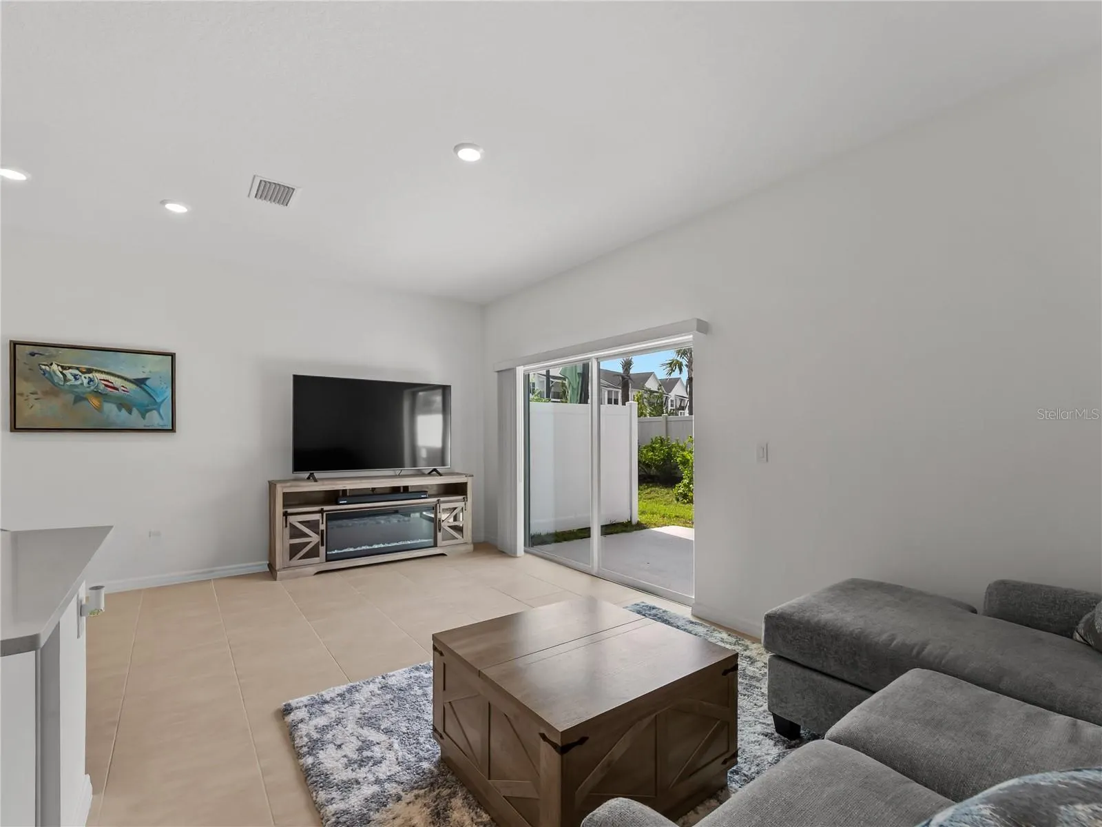 5901 BISCOTTI ST